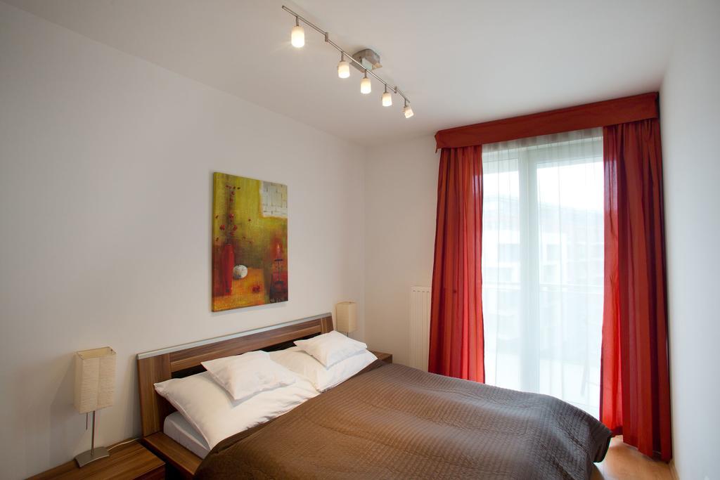 Vivaldi Apartments Budapeşte Oda fotoğraf