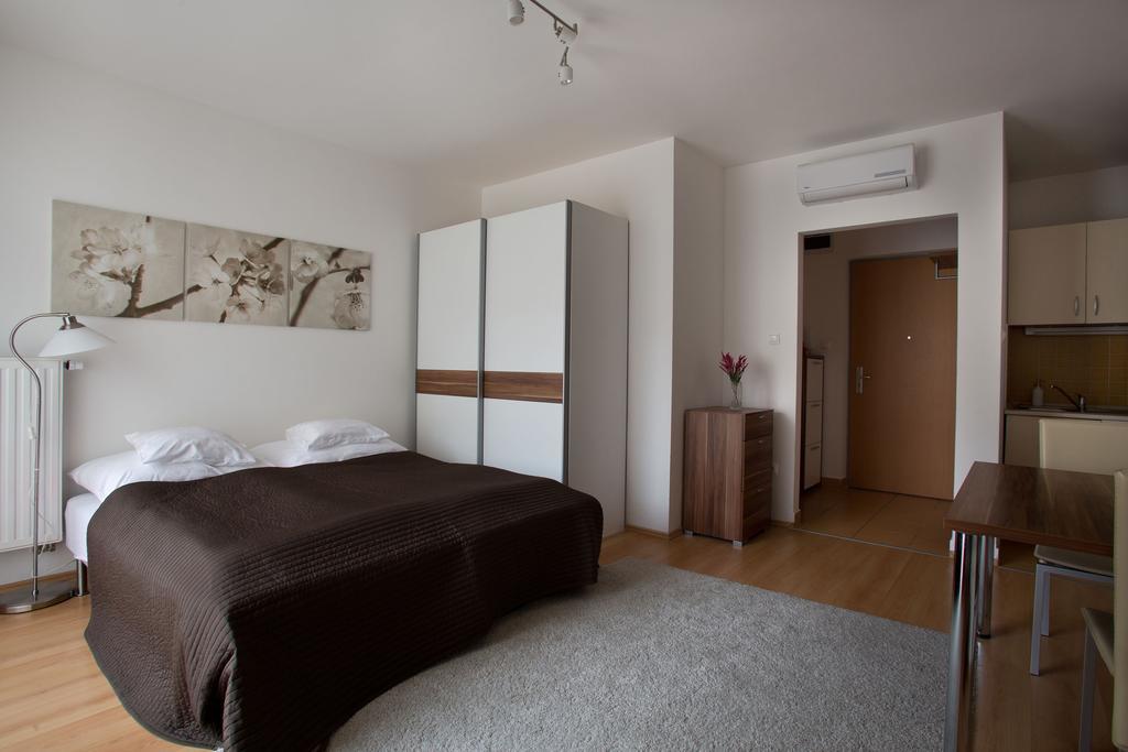 Vivaldi Apartments Budapeşte Oda fotoğraf