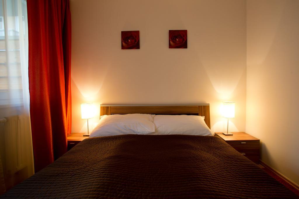 Vivaldi Apartments Budapeşte Oda fotoğraf